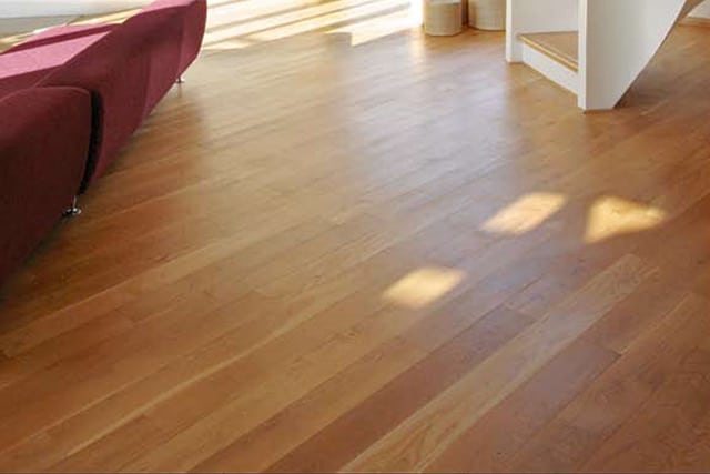 Engineered vs. Solid Oak Flooring