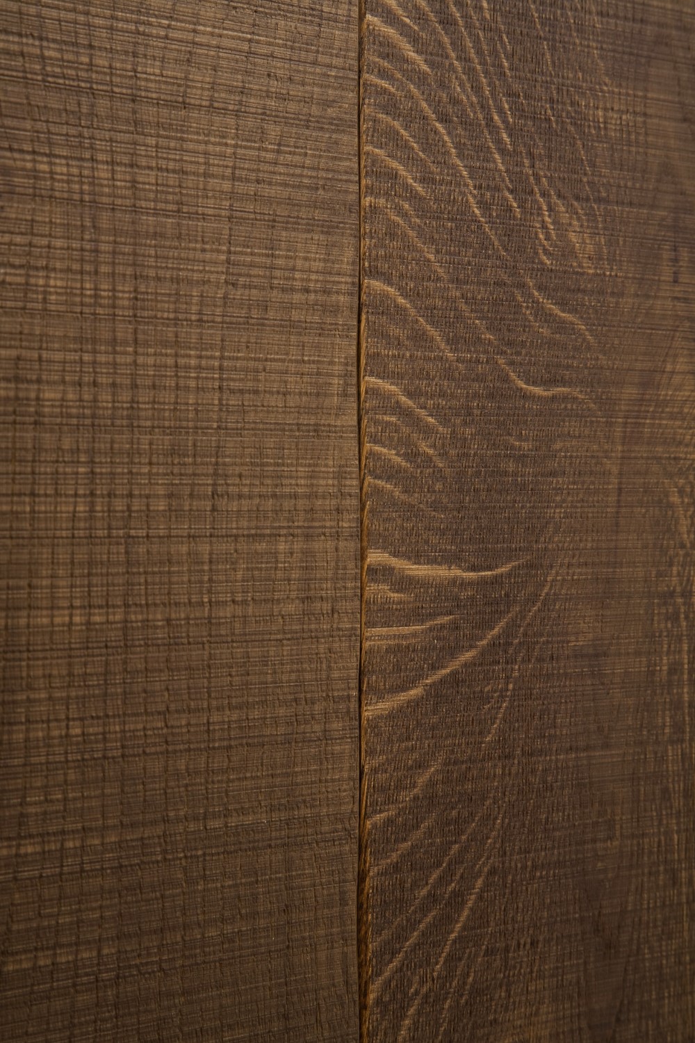 Medium Oak (close up)
